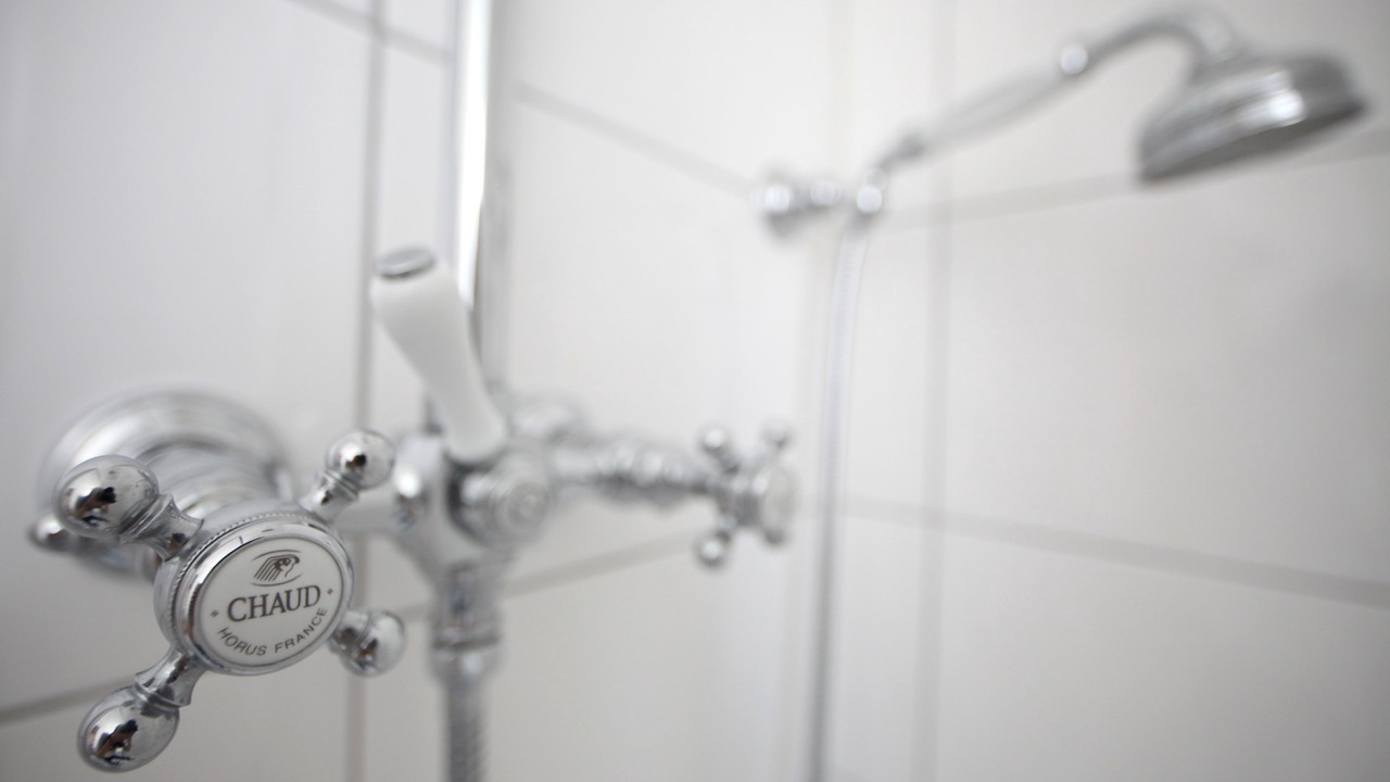 Photo of Bathroom in Coucy-le-Chateau-Auffrique