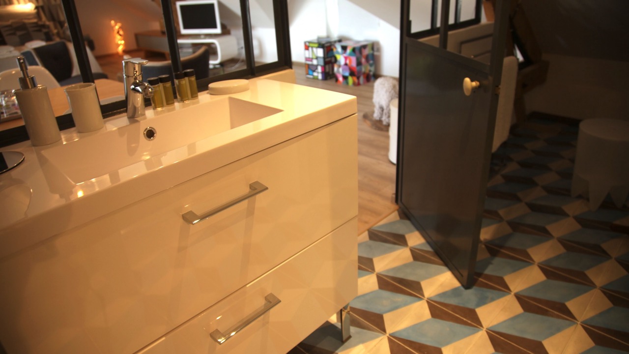 Photo of Bathroom in Coucy-le-Chateau-Auffrique