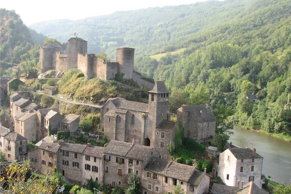 Photo of Outdoor in Brousse-le-Chateau