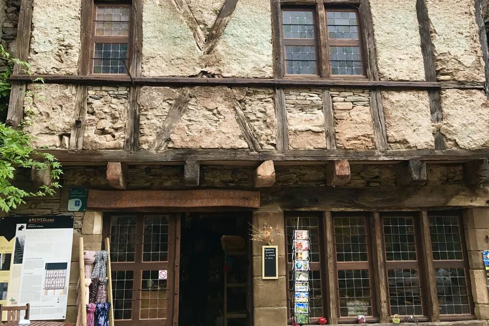 Photo of Outdoor in Brousse-le-Chateau