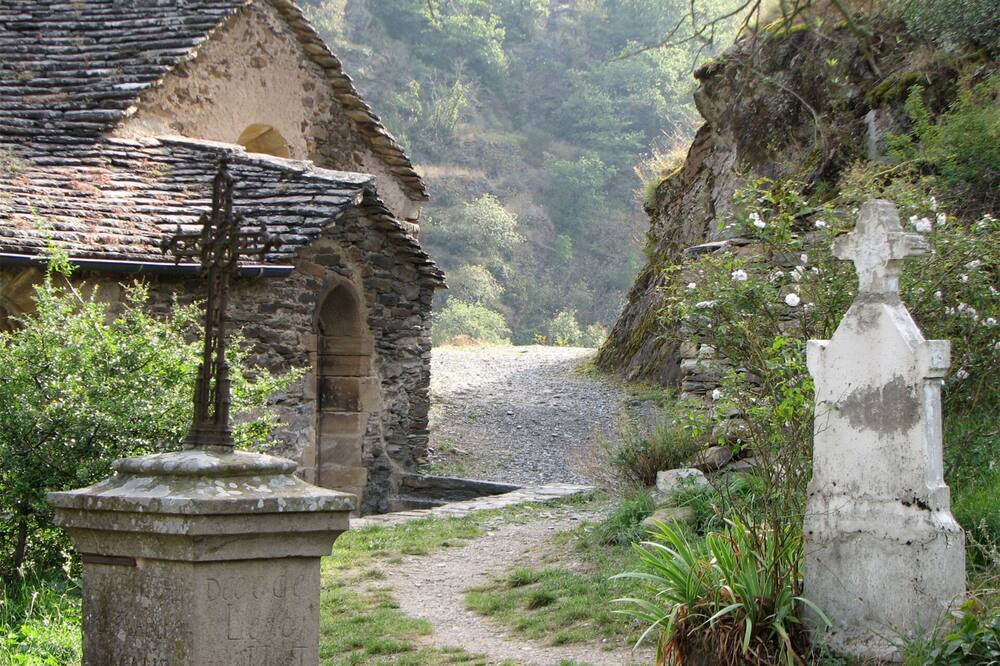 Photo of Outdoor in Brousse-le-Chateau
