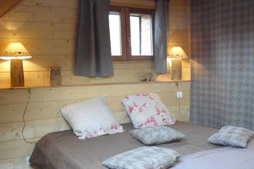Photo of Bedroom in Gouaux-de-Luchon
