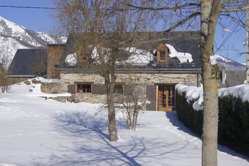 Photo of Outdoor in Gouaux-de-Luchon