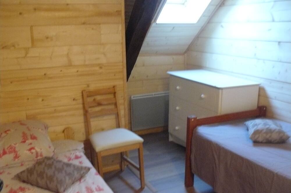 Photo of Bedroom in Gouaux-de-Luchon