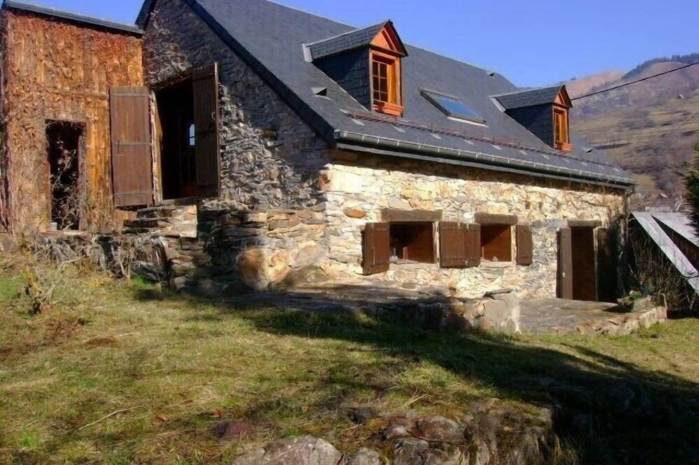 Photo of Outdoor in Gouaux-de-Luchon