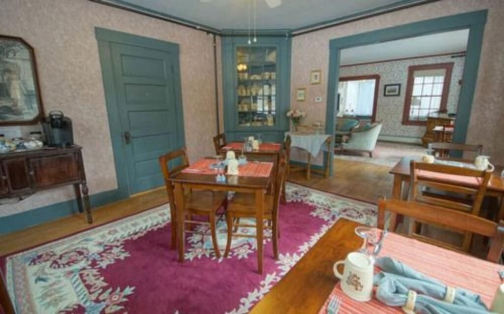 Photo of Others in Meredith