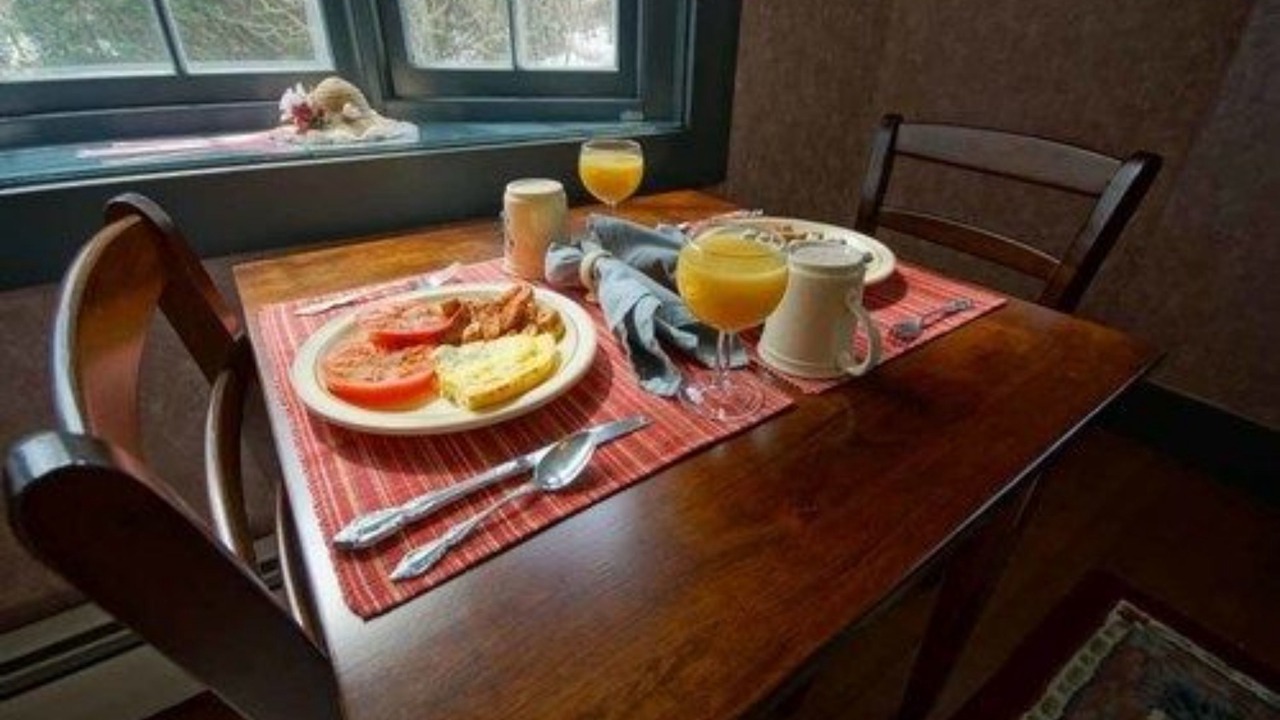 Photo of Others in Meredith