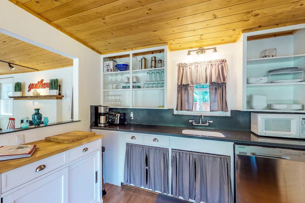 Photo of Kitchen in Duncans Mills