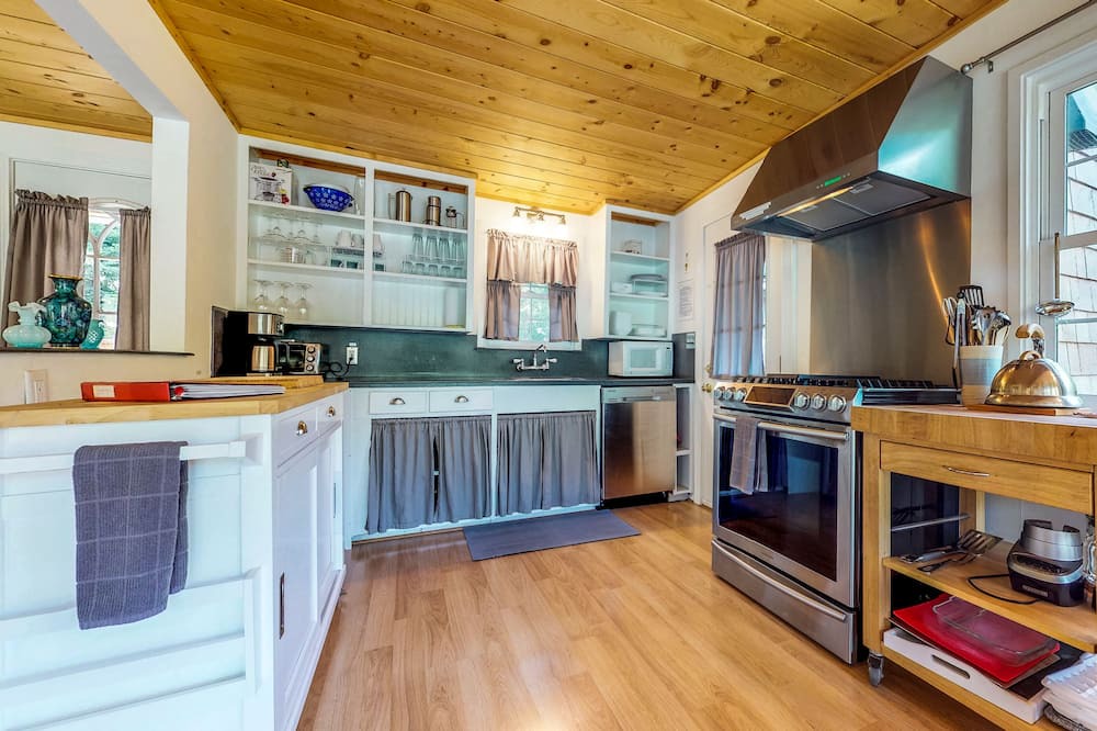 Photo of Kitchen in Duncans Mills