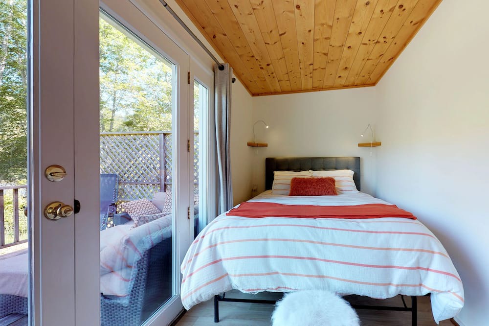 Photo of Bedroom in Duncans Mills