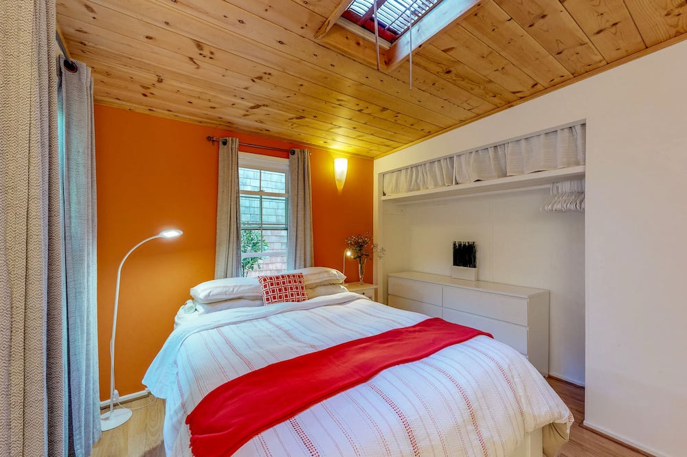 Photo of Bedroom in Duncans Mills