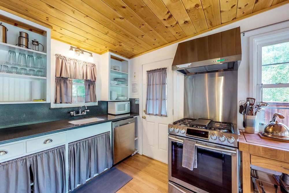 Photo of Kitchen in Duncans Mills