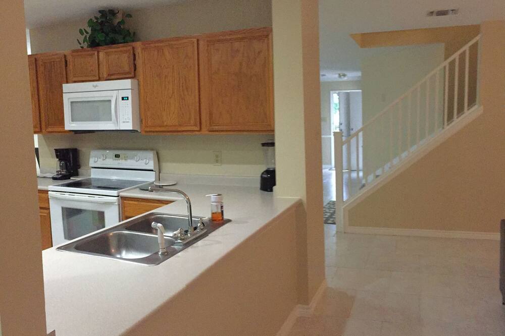 Photo of Kitchen in Northwest Crossing