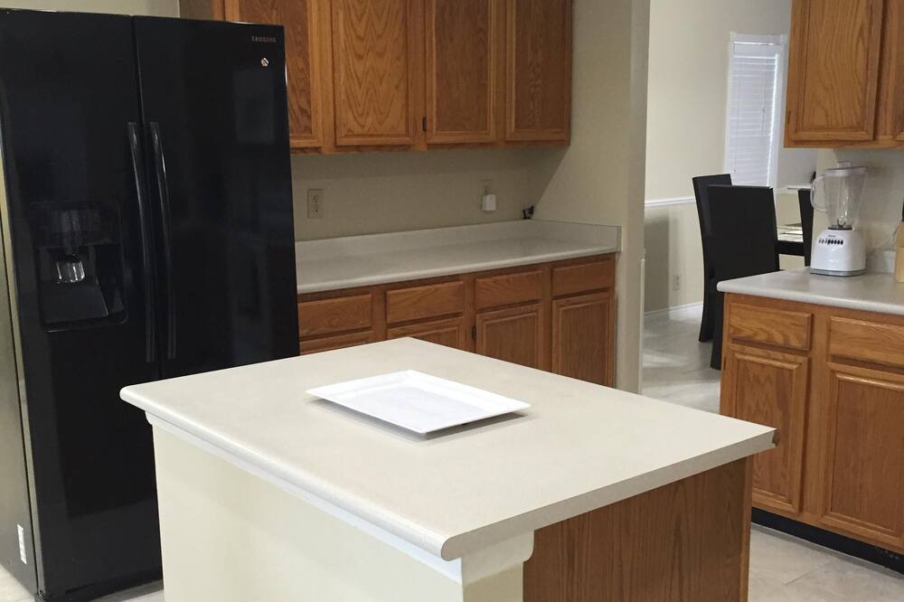 Photo of Kitchen in Northwest Crossing