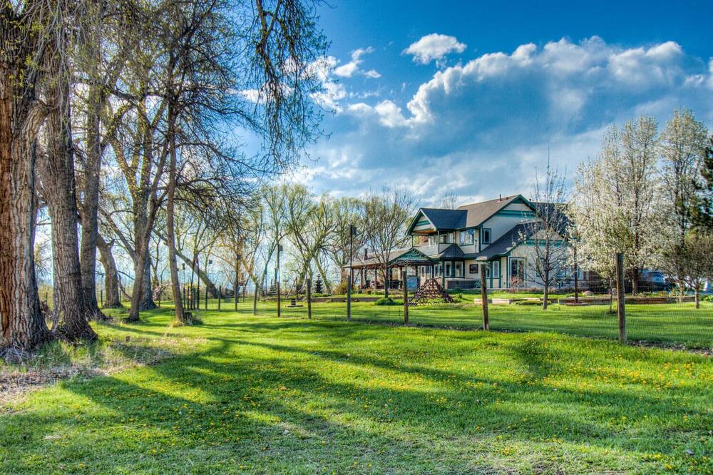 Photo of Outdoor in Mead