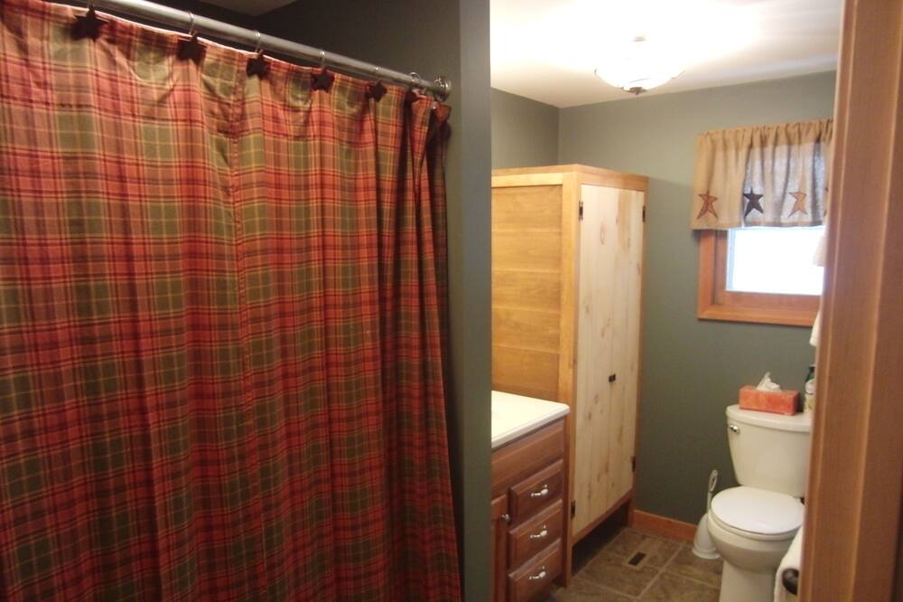 Photo of Bathroom in Pittsburg