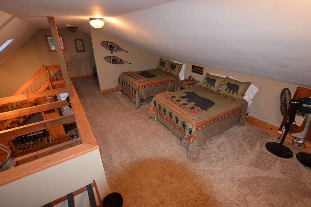 Photo of Bedroom in Pittsburg