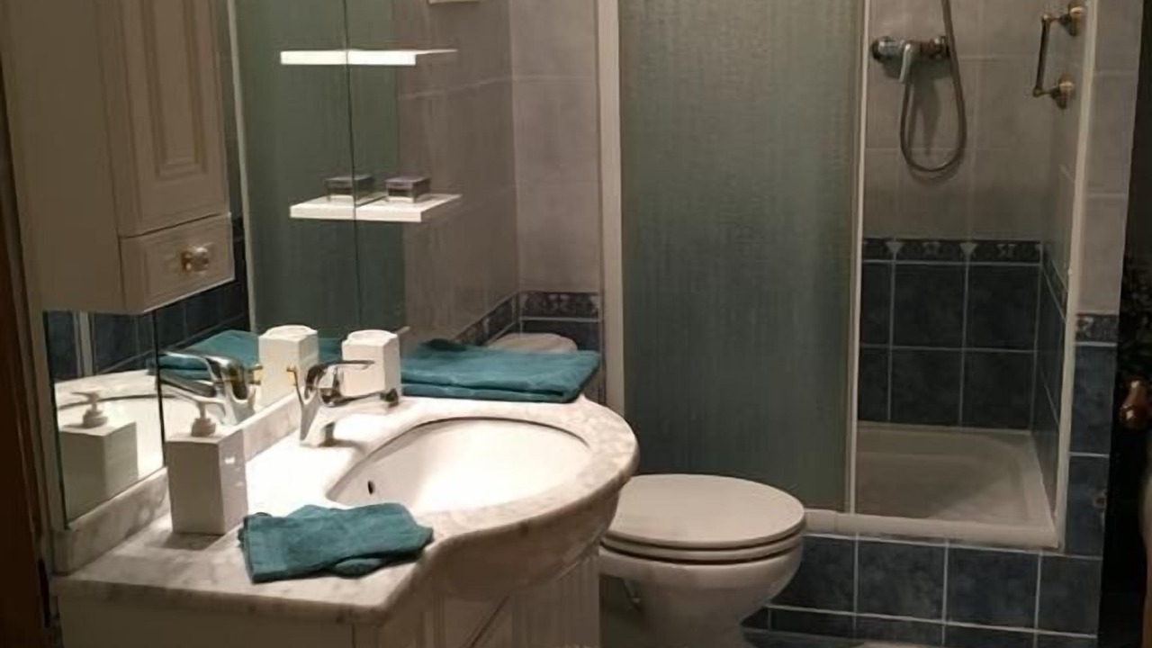 Photo of Bathroom in Hardencourt-Cocherel