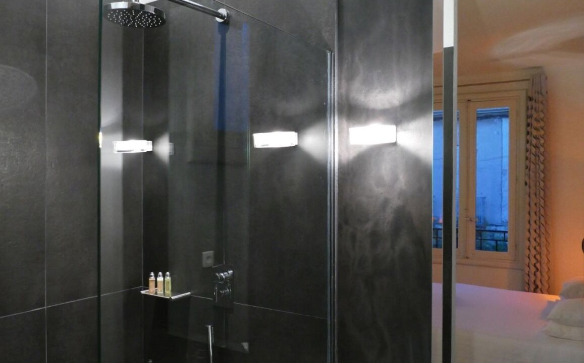 Photo of Bathroom in Les Arceaux