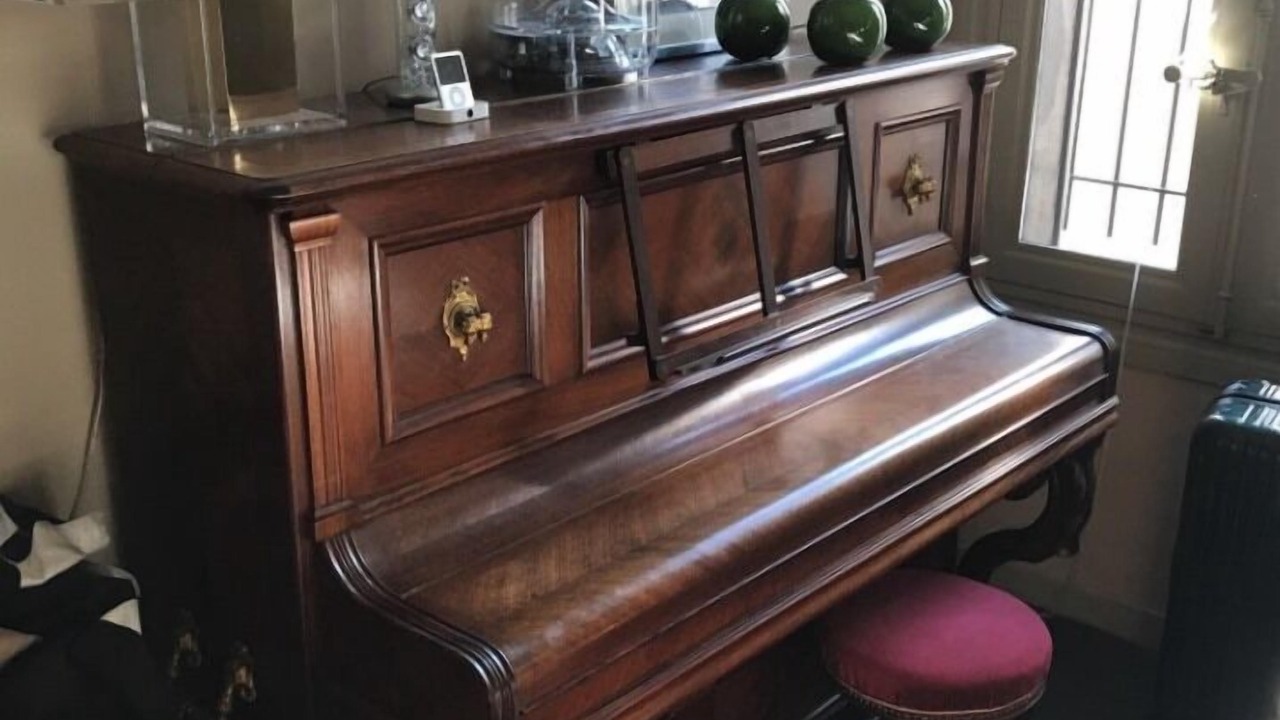 Photo of Others in Les Arceaux