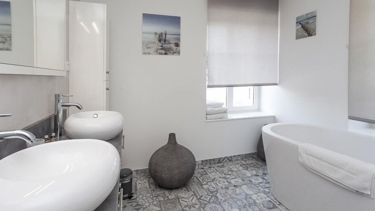 Photo of Bathroom in Broglie