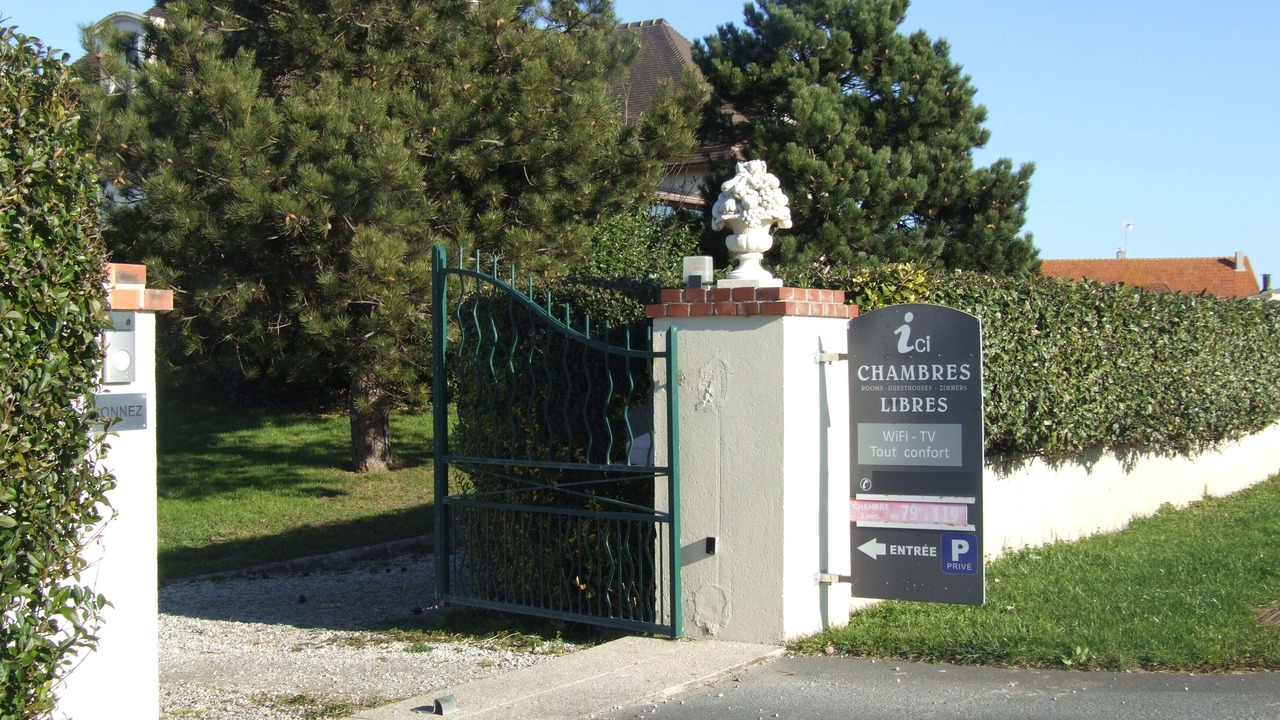 Photo of Outdoor in Saint-Come-de-Fresne