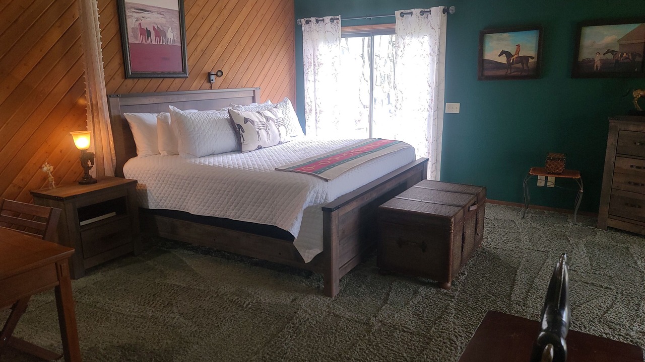Photo of Bedroom in Oak Harbor