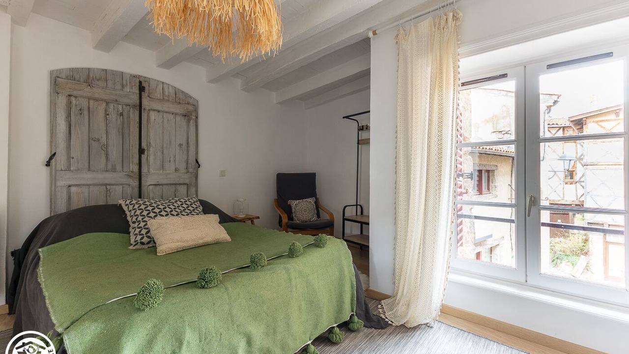 Photo of Bedroom in Billom