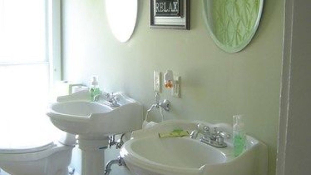 Photo of Bathroom in Calais