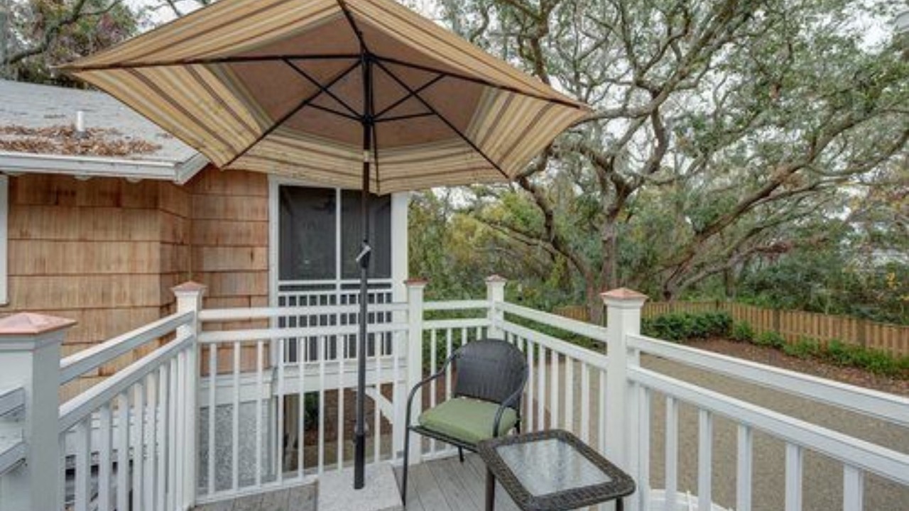 Photo of Patio Balcony in Saint Simons Island