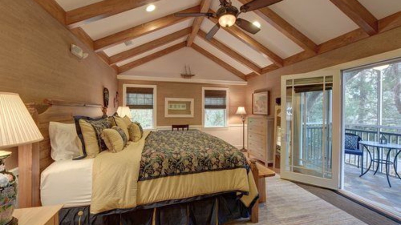 Photo of Bathroom in Saint Simons Island
