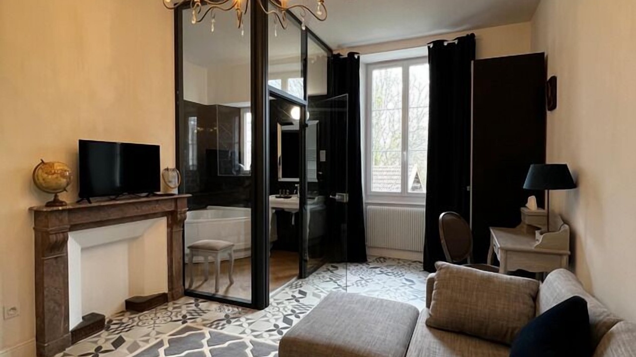 Photo of Bedroom in Saint-Etienne-de-Saint-Geoirs