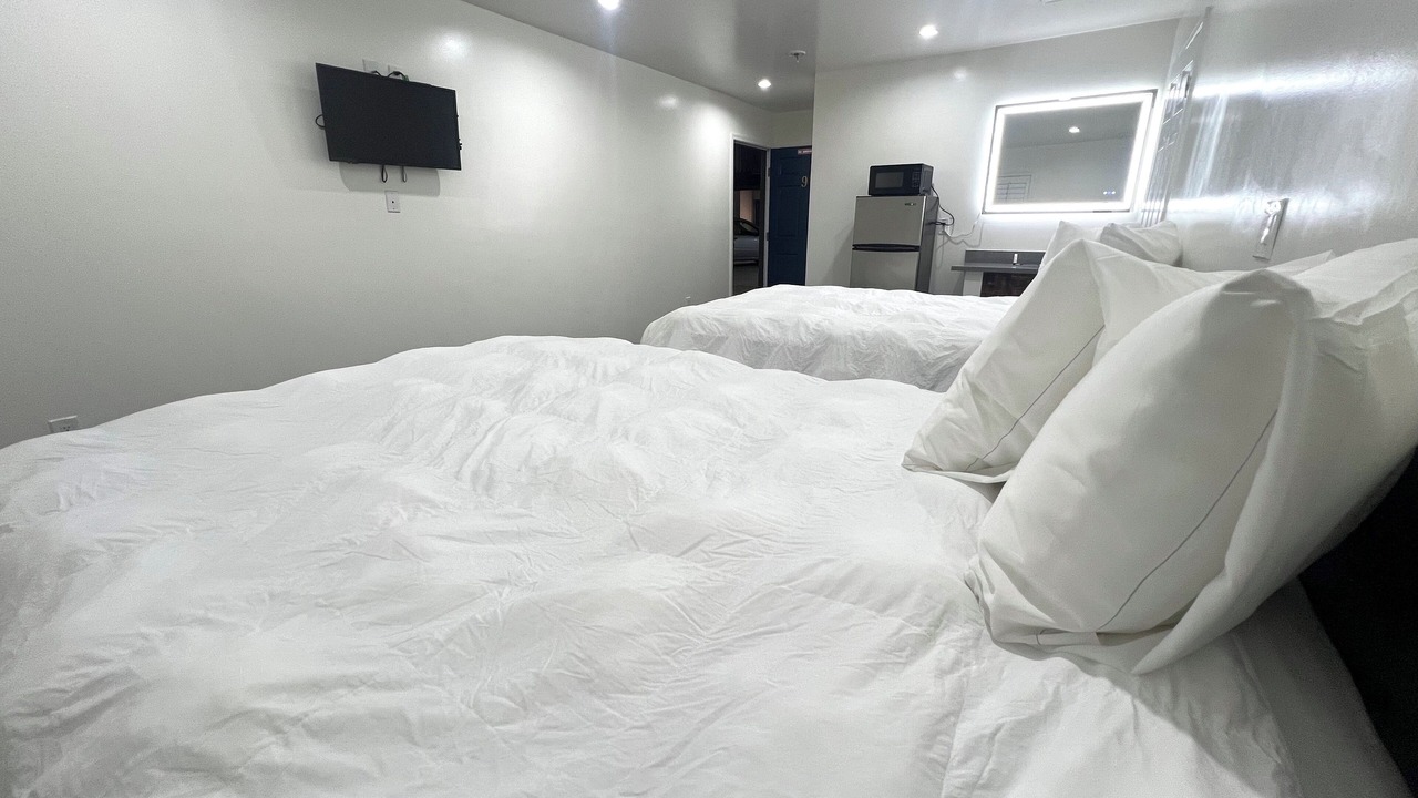 Photo of Bedroom in East Side Costa Mesa