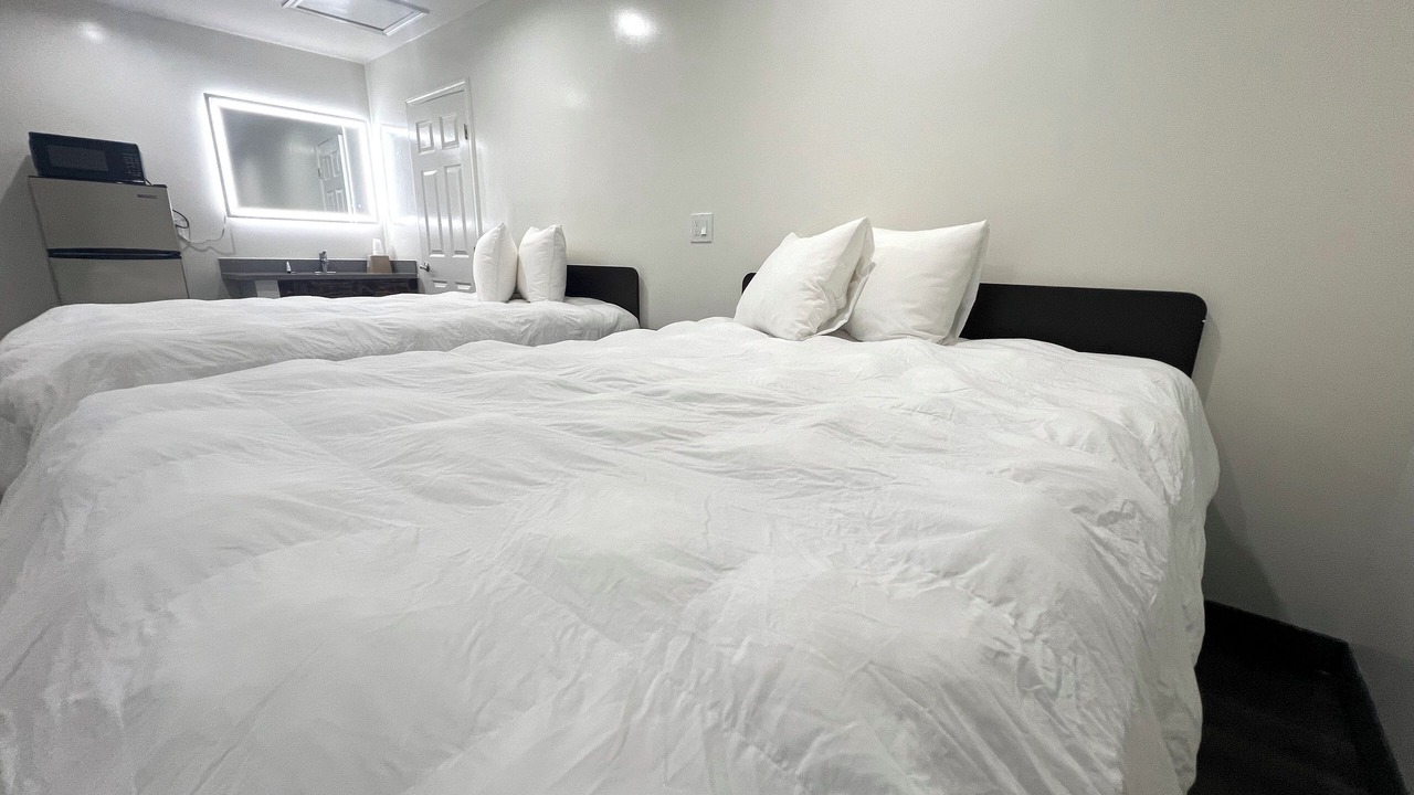 Photo of Bedroom in East Side Costa Mesa