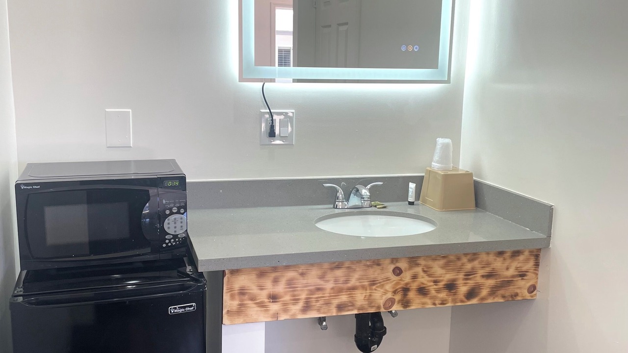 Photo of Bathroom in East Side Costa Mesa