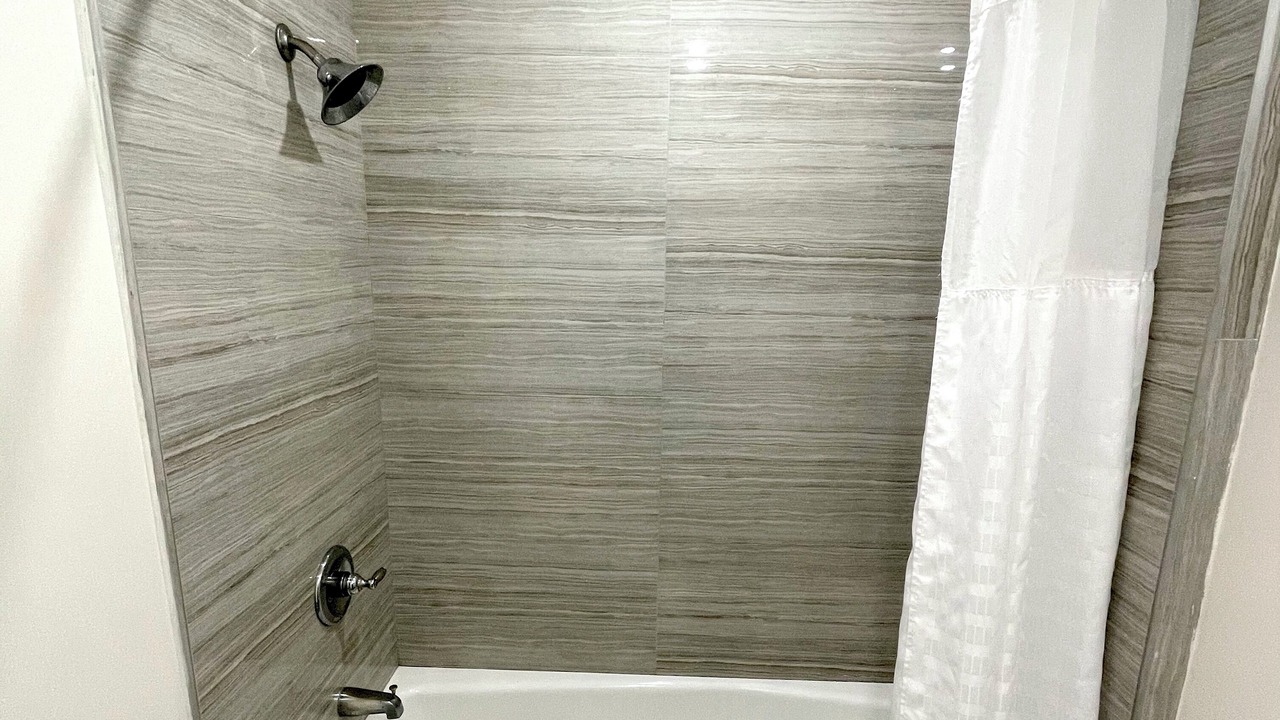 Photo of Bathroom in East Side Costa Mesa