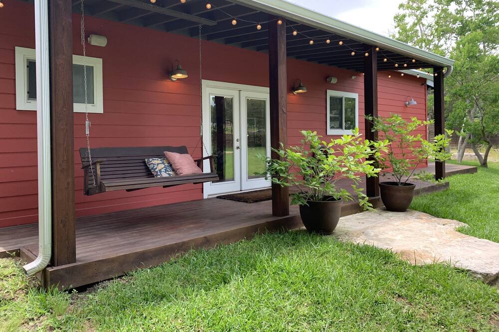 Photo of Outdoor in West Oak Hill