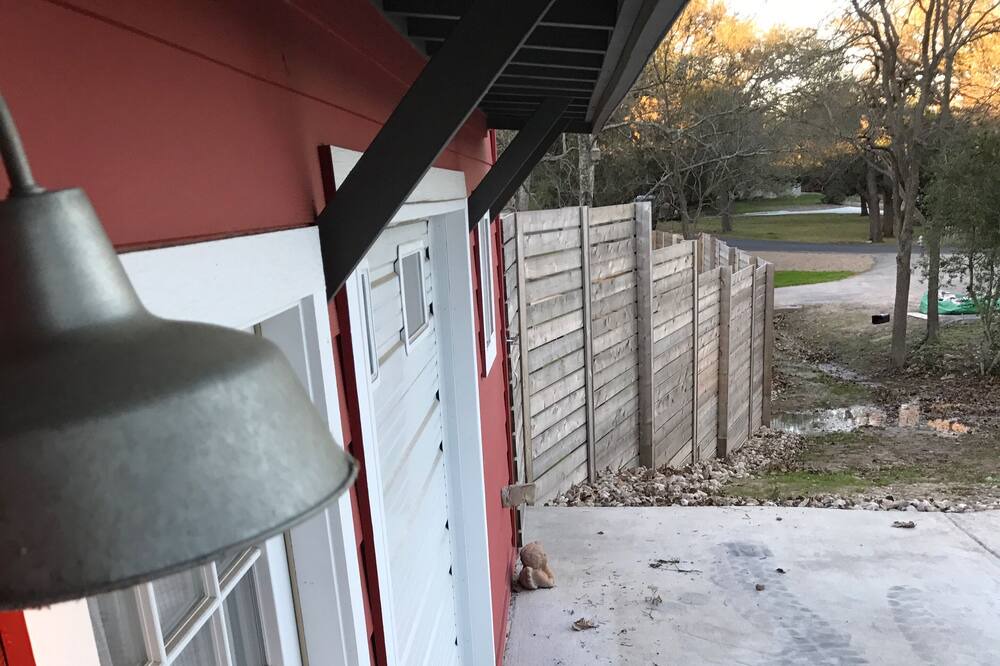 Photo of Outdoor in West Oak Hill