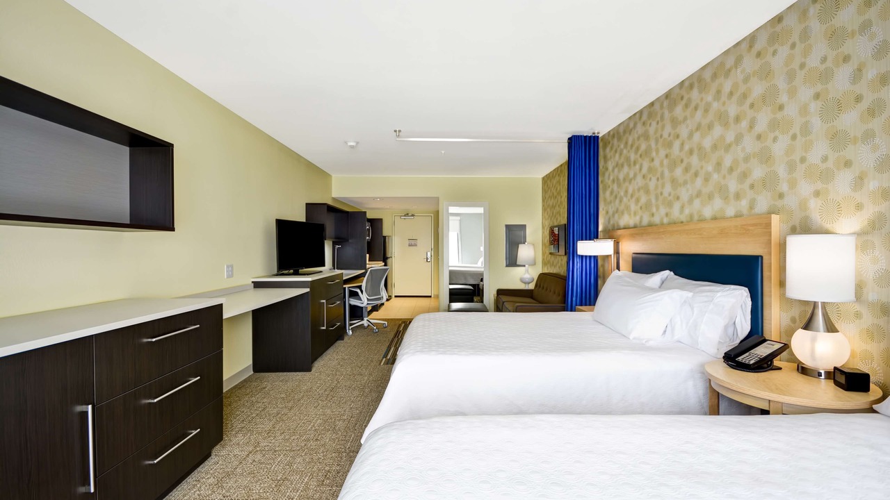 Photo of Bedroom in Oswego