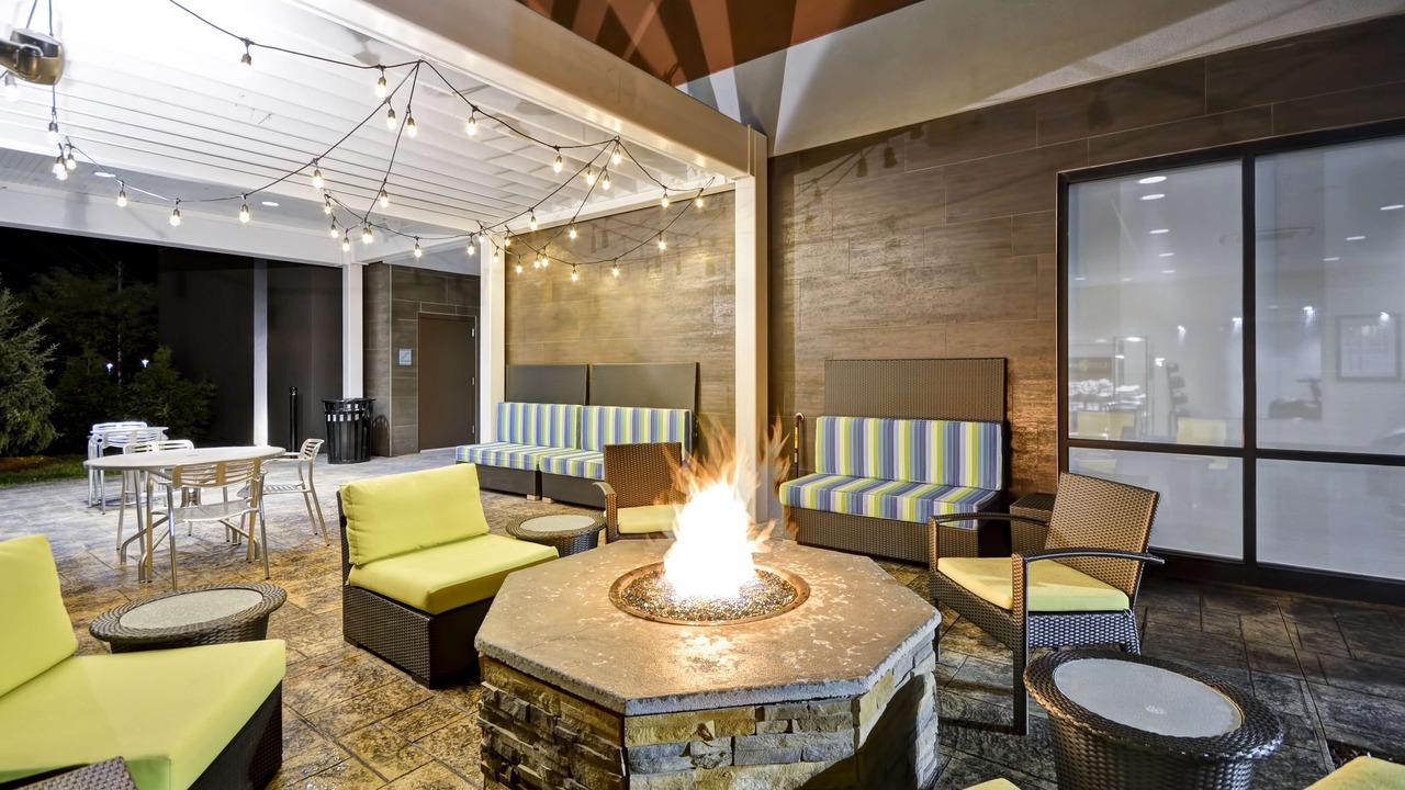 Photo of Livingroom in Oswego