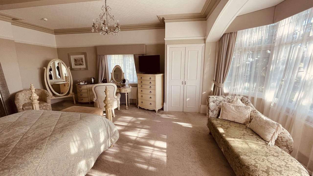 Photo of Bedroom in Lapworth