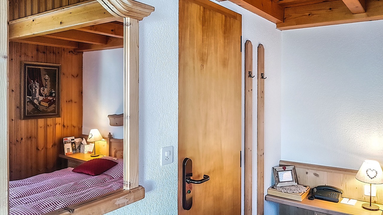Photo of Bedroom in Vex
