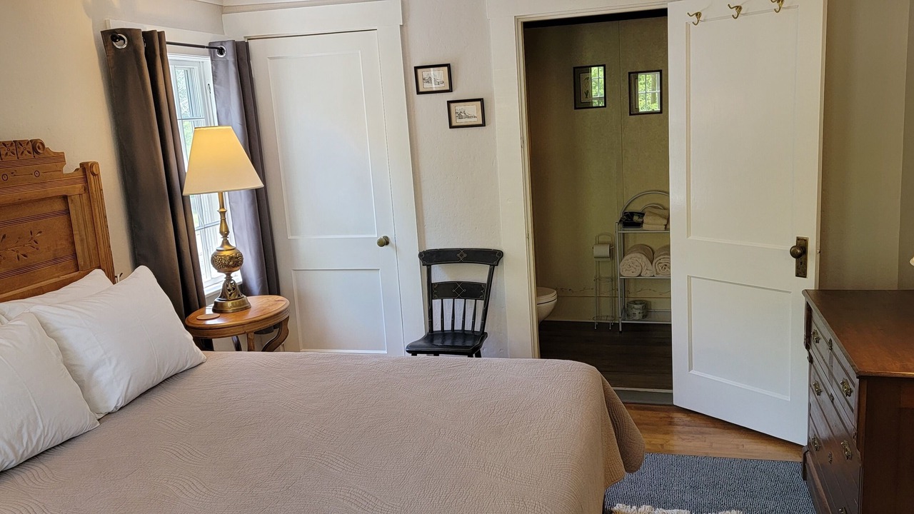 Photo of Bedroom in Walpole