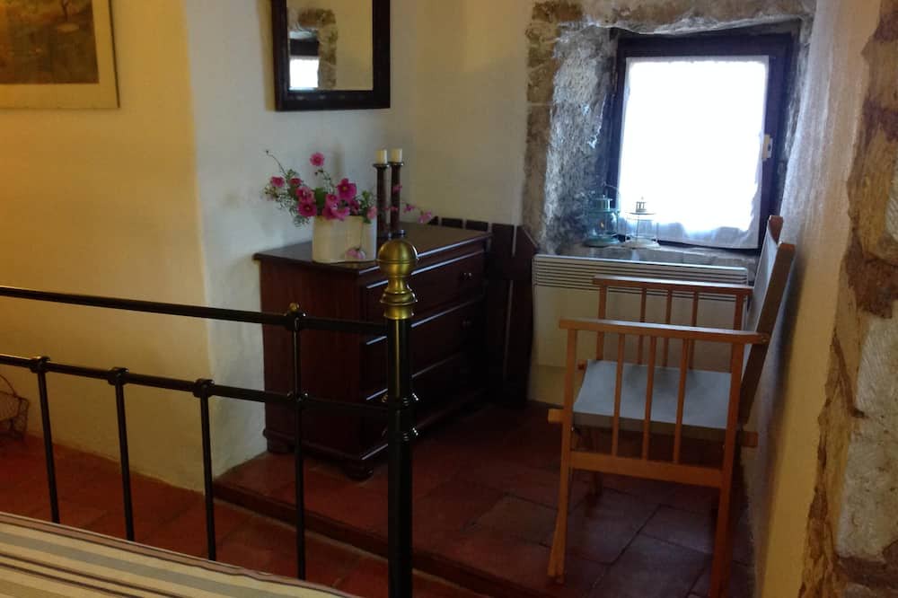 Photo of Others in Lauroux