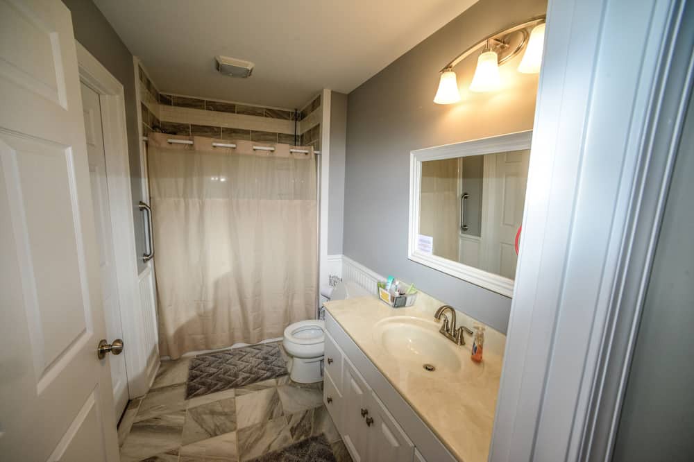 Photo of Bathroom in Lake Lure