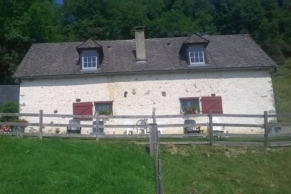 Photo of Outdoor in Aussurucq