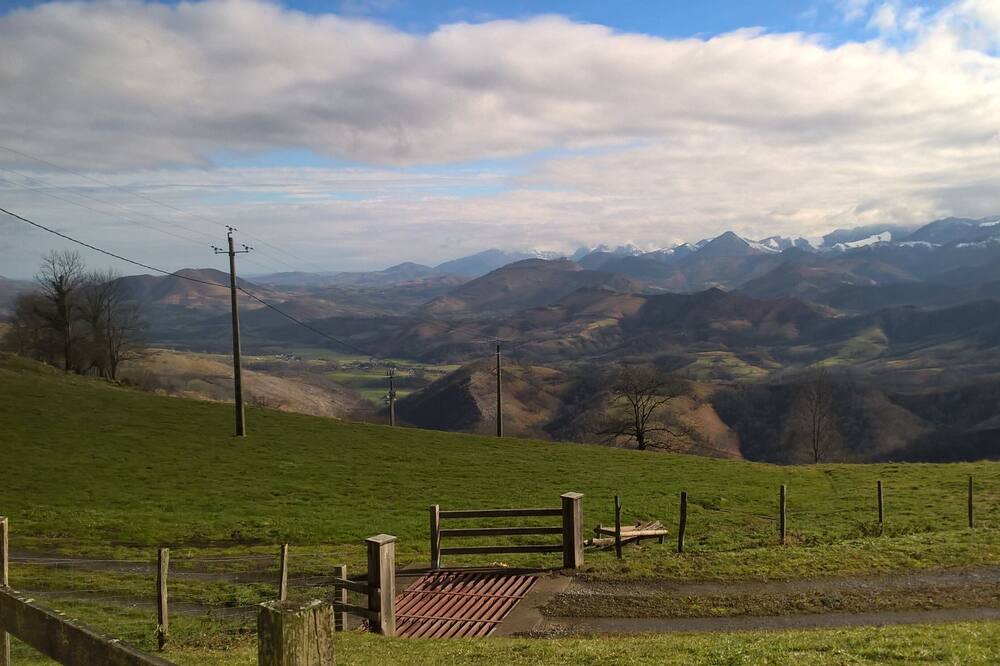 Photo of Outdoor in Aussurucq