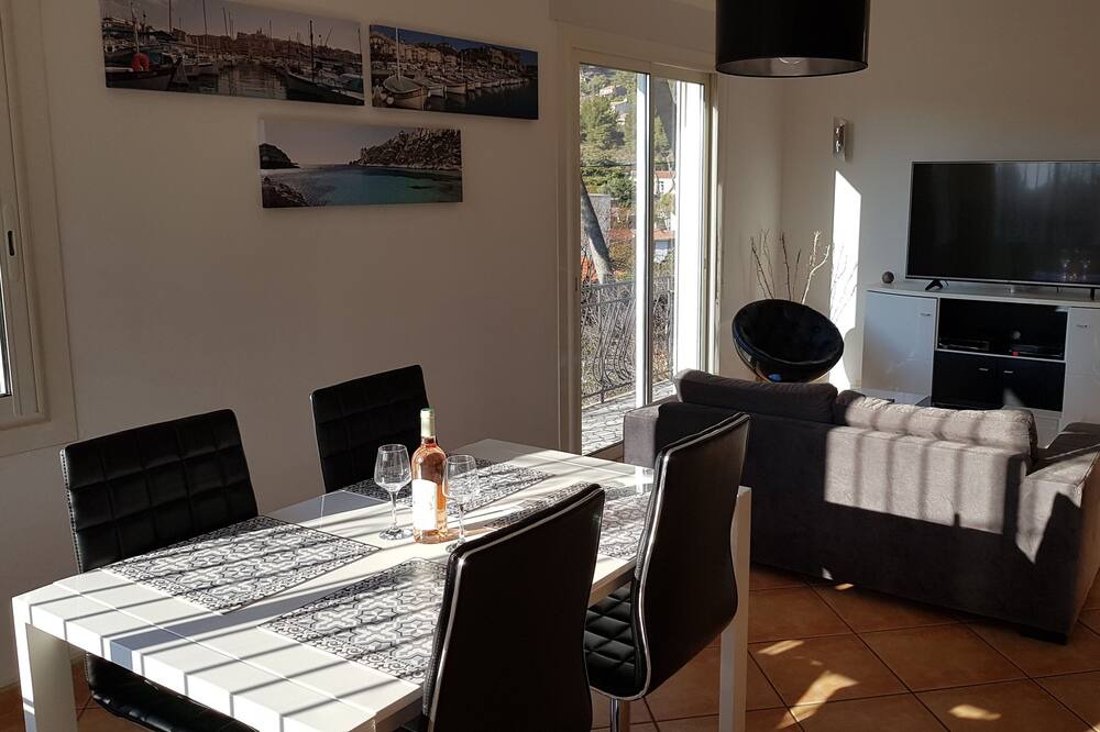 Photo of Livingroom in Septemes-les-Vallons