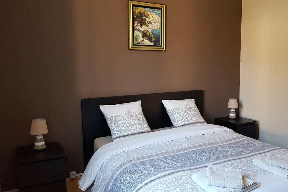 Photo of Bedroom in Septemes-les-Vallons