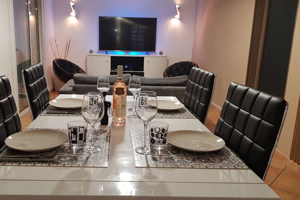 Photo of Kitchen in Septemes-les-Vallons